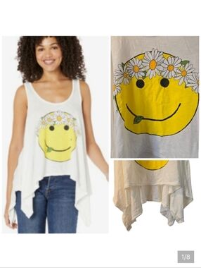 Lauren Moshi Daisy Happy Face tank top
